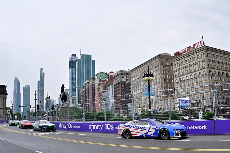 2023 Kyle Larson Chicago Street Race Hendrick Cars.jpg