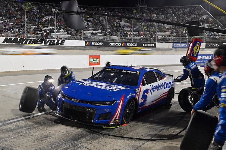 2022 Kyle Larson Martinsville.jpg