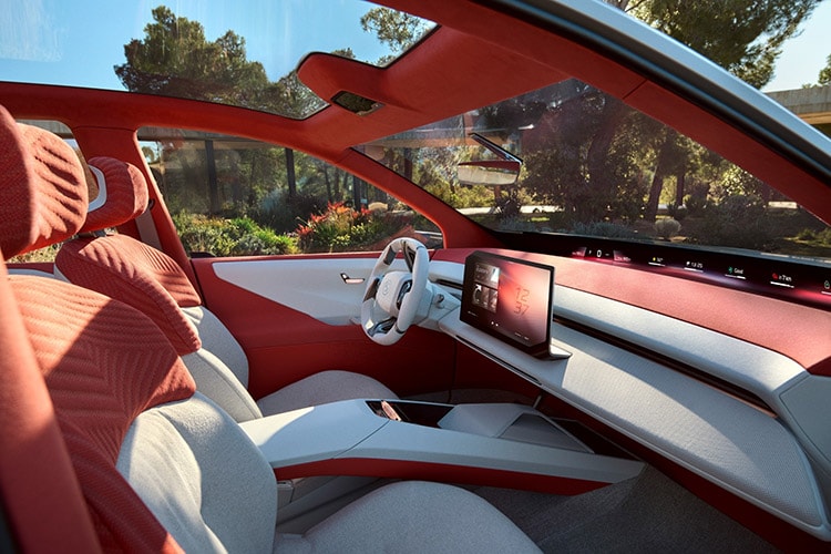 BMW%20Vision%20Neue%20Klasse%20X%20Hendrick%20Cars%20interior.jpg