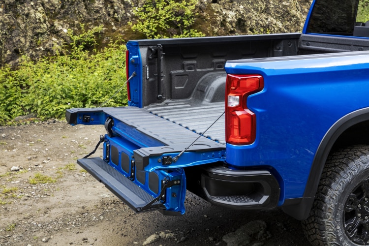 Chevy%20Multi-Flex%20Tailgate.png
