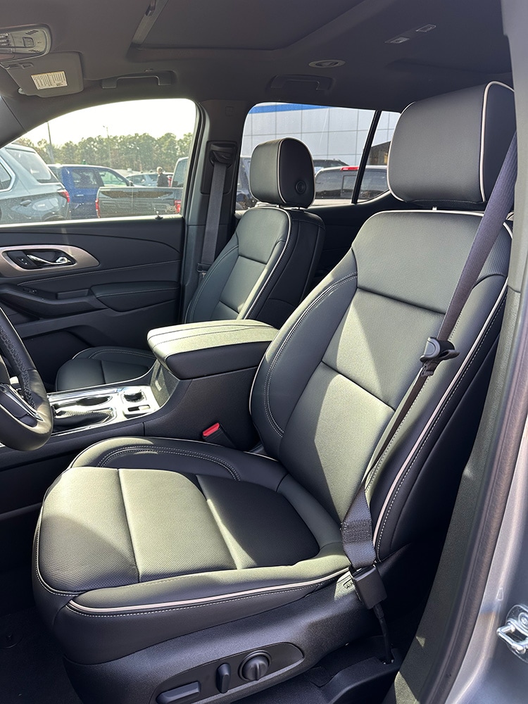 Chevrolet Traverse Second Row Hendrick Cars.jpg